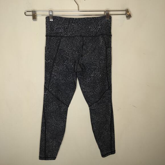 Athleta Salutation Stash Pocket Tight Black White Flecked - Picture 7 of 9